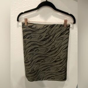 NEW! DownEast light weight Cassy Twill Skirt in Tiger Camo, back elastic waist.